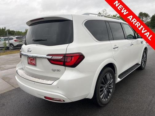 2023 INFINITI QX80 SENSORY