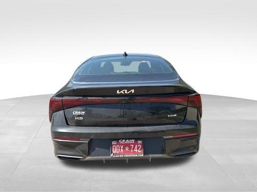 Aurora Black 2025 Kia K5 GT-Line