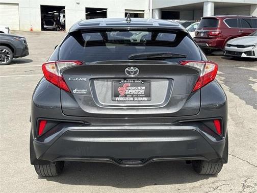 2021 Toyota C-HR LE
