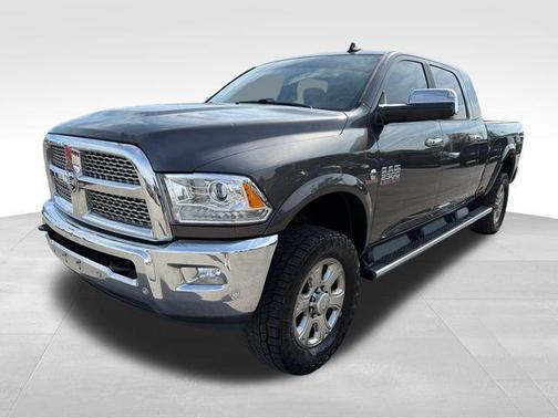Crystal Metallic 2017 RAM 2500 Laramie