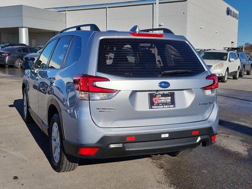 2021 Subaru Forester Base (CVT)