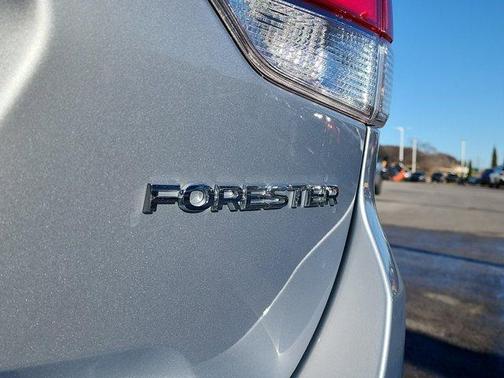 2021 Subaru Forester Base (CVT)