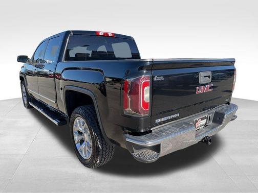 Onyx Black 2018 GMC Sierra 1500 SLT