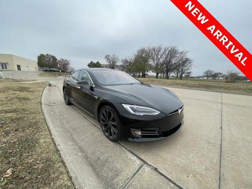 2020 Tesla Model S Long Range