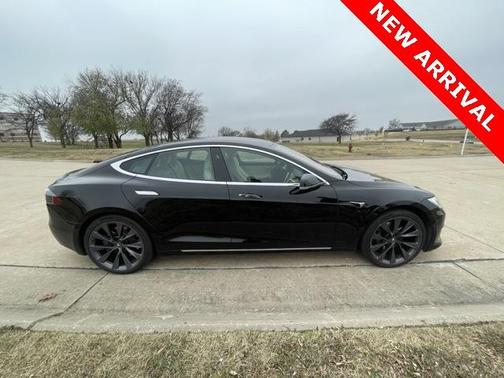 2020 Tesla Model S Long Range