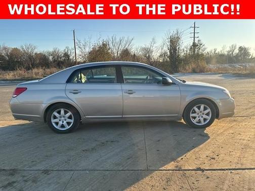 2005 Toyota Avalon XL