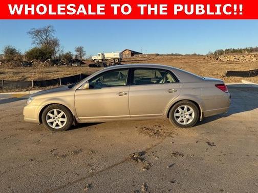 2005 Toyota Avalon XL