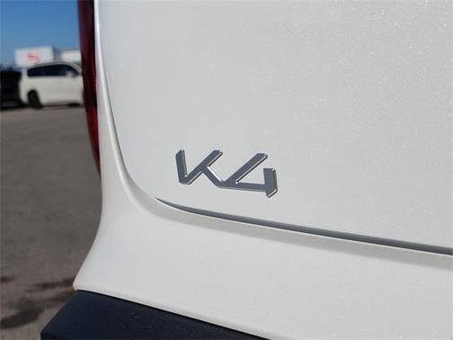 2026 Kia K4 EX