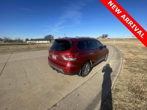 2013 Nissan Pathfinder SL