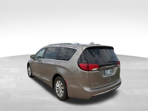 Molten Silver 2018 Chrysler Pacifica Touring-L