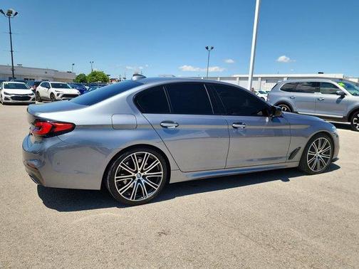 2017 BMW 540 i