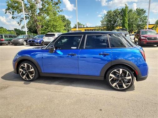 2025 MINI Hardtop Cooper