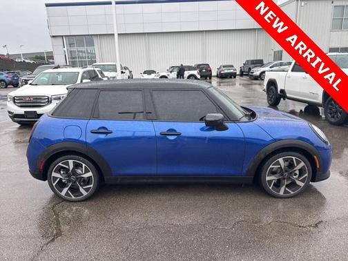 2025 MINI Hardtop Cooper