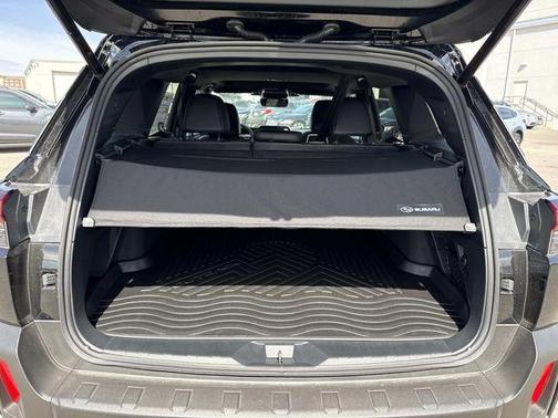 Crystal Black Silica 2026 Subaru Outback Premium