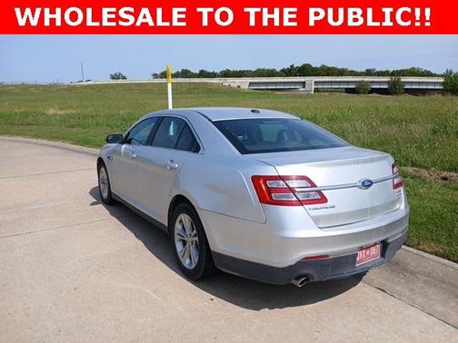 2015 Ford Taurus SEL