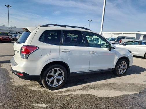 2017 Subaru Forester 2.5i Touring