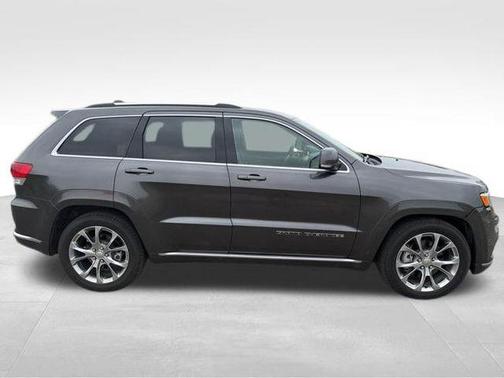 2019 Jeep Grand Cherokee Summit