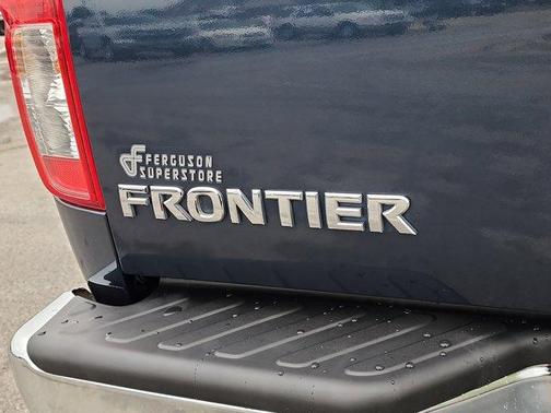 2017 Nissan Frontier SV