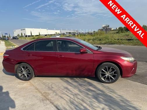 2016 Toyota Camry XSE