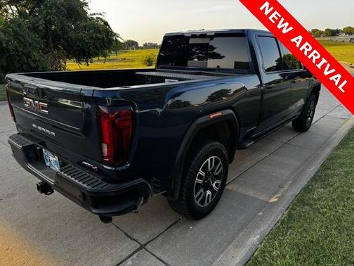 2022 GMC Sierra 2500 AT4