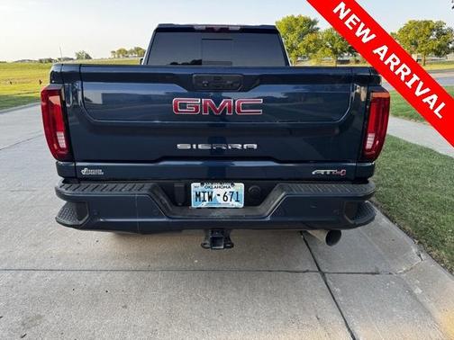 2022 GMC Sierra 2500 AT4