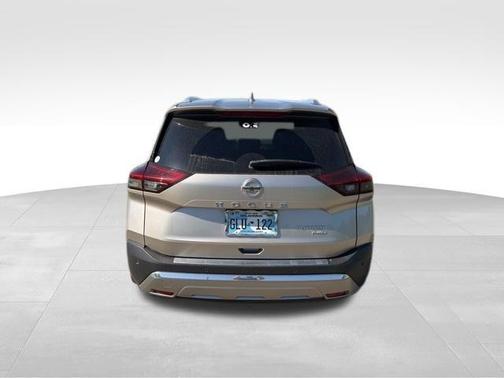 Champagne Silver 2021 Nissan Rogue Platinum