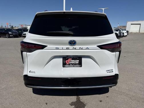 2024 Toyota Sienna Limited