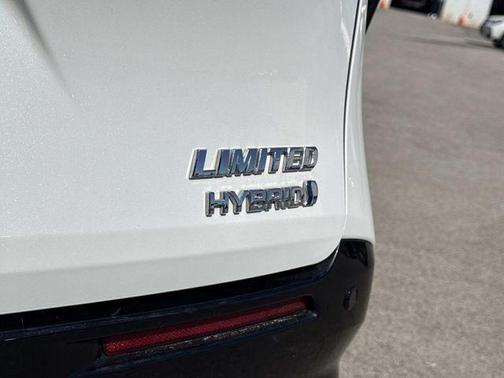 2024 Toyota Sienna Limited