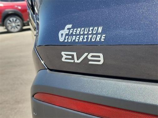 2026 Kia EV9 Light Long Range