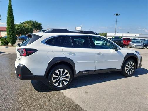 2023 Subaru Outback Touring XT