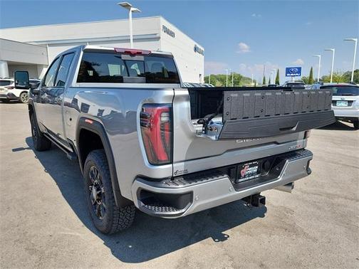 2026 GMC Sierra 2500 AT4