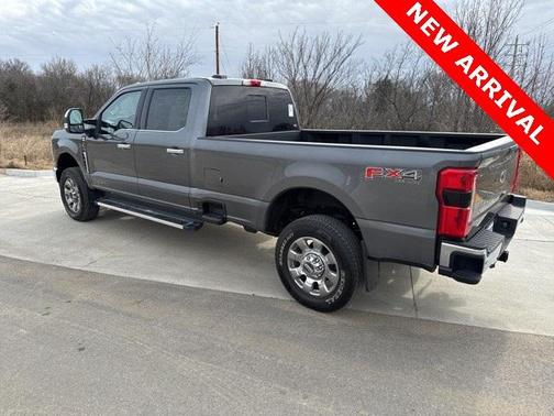 2023 Ford F-350 Lariat Super Duty