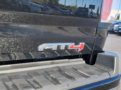 2022 GMC Canyon AT4 w/Cloth