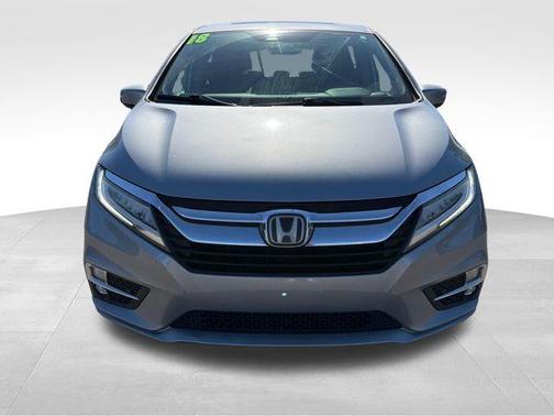 Lunar Silver Metallic 2018 Honda Odyssey Touring