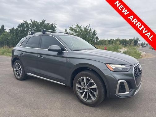 2022 Audi Q5 45 S line quattro Premium