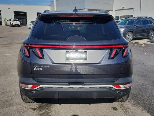 2022 Hyundai TUCSON SEL