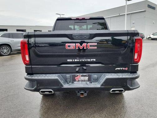 2021 GMC Sierra 1500 AT4