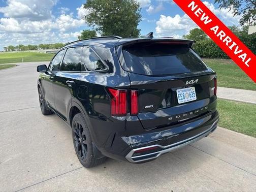 2022 Kia Sorento SX