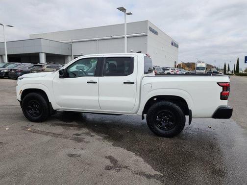 2023 Nissan Frontier S