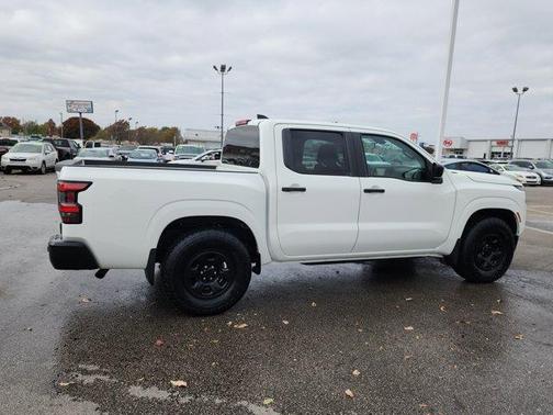 2023 Nissan Frontier S