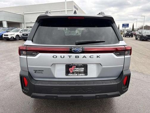 Ice Silver Metallic 2026 Subaru Outback Limited XT