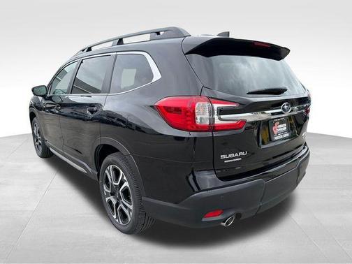 Crystal Black Silica 2026 Subaru Ascent Limited