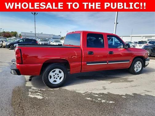 2005 Chevrolet Silverado 1500 LS Crew Cab