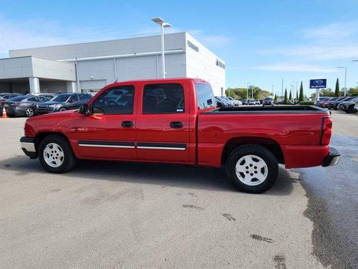 2005 Chevrolet Silverado 1500 LS Crew Cab