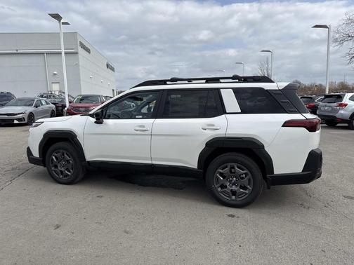 Crystal White Pearl 2026 Subaru Outback Premium