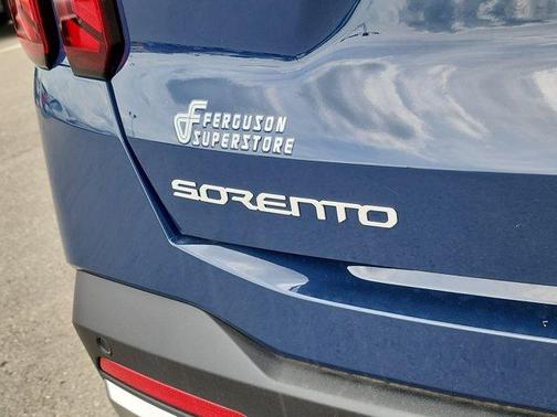 2025 Kia Sorento S