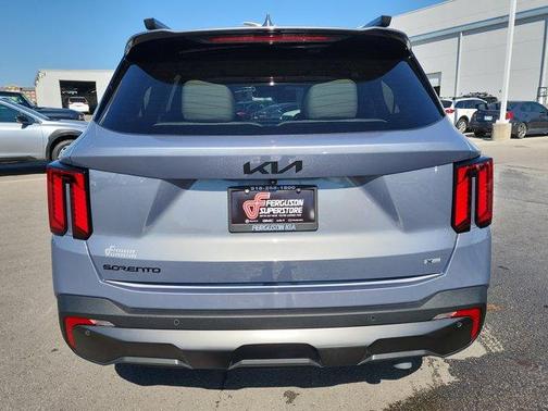 2025 Kia Sorento SX