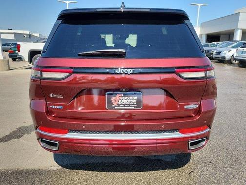 2022 Jeep Grand Cherokee 4xe Summit