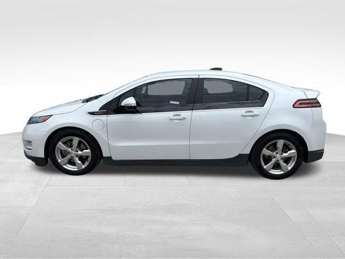 Pearl 2015 Chevrolet Volt Base