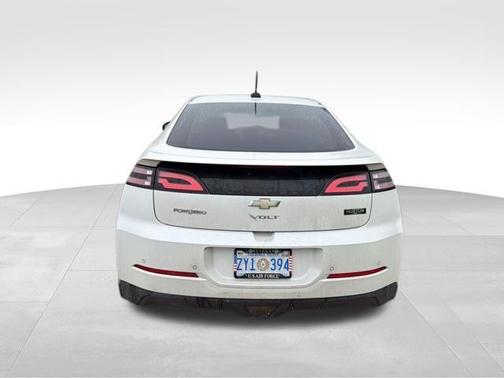 Pearl 2015 Chevrolet Volt Base